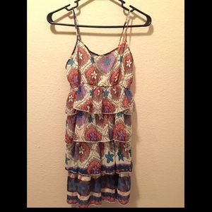 JUNIORS small summery dress w ruffles